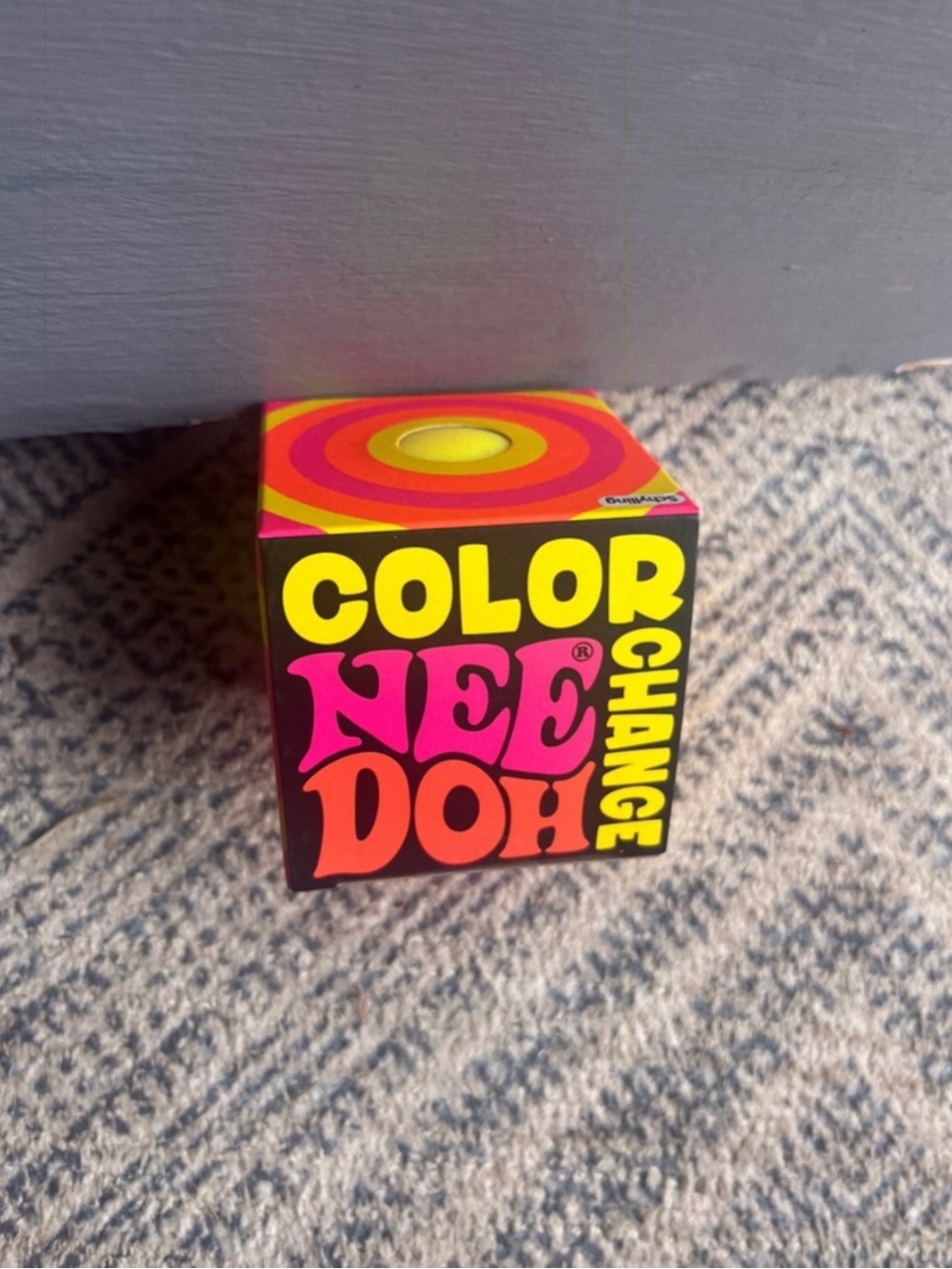 NeeDoh Color Change - Yellow Circle